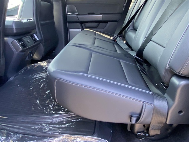 2025 Ford F-150 Lariat photo 11