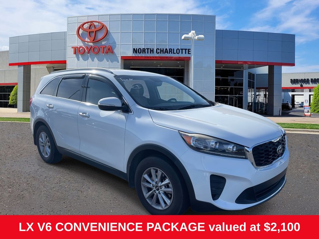 2019 Kia Sorento LX's photo