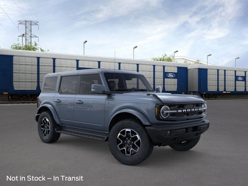 2025 Ford Bronco Outer Banks photo 7