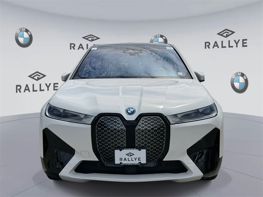 Certified 2024 BMW iX Base with VIN WB523CF05RCR94628 for sale in Westbury, NY