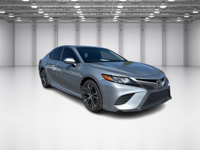 2018 Toyota Camry L photo 5