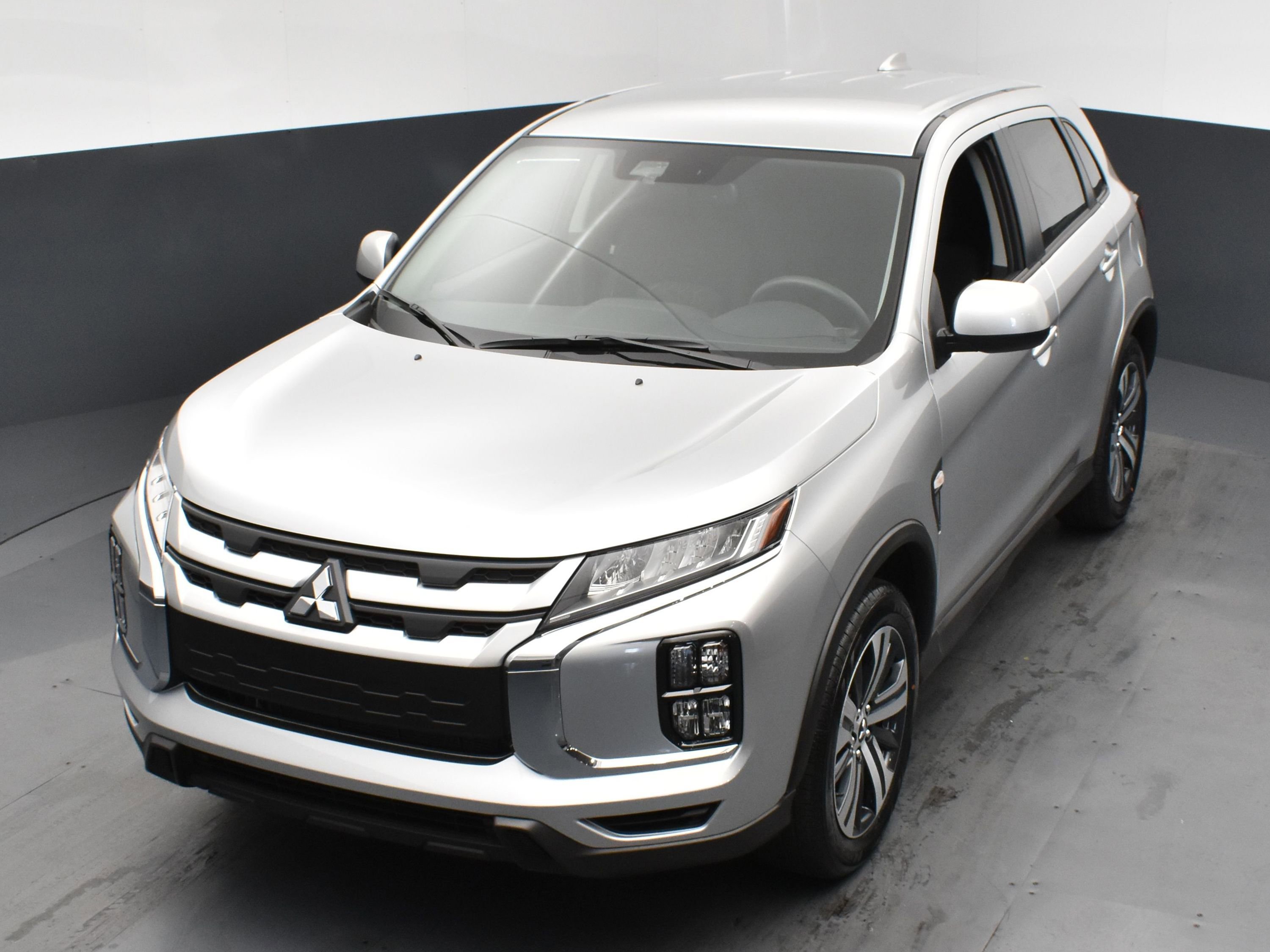 2025 Mitsubishi Outlander Sport SE photo 16