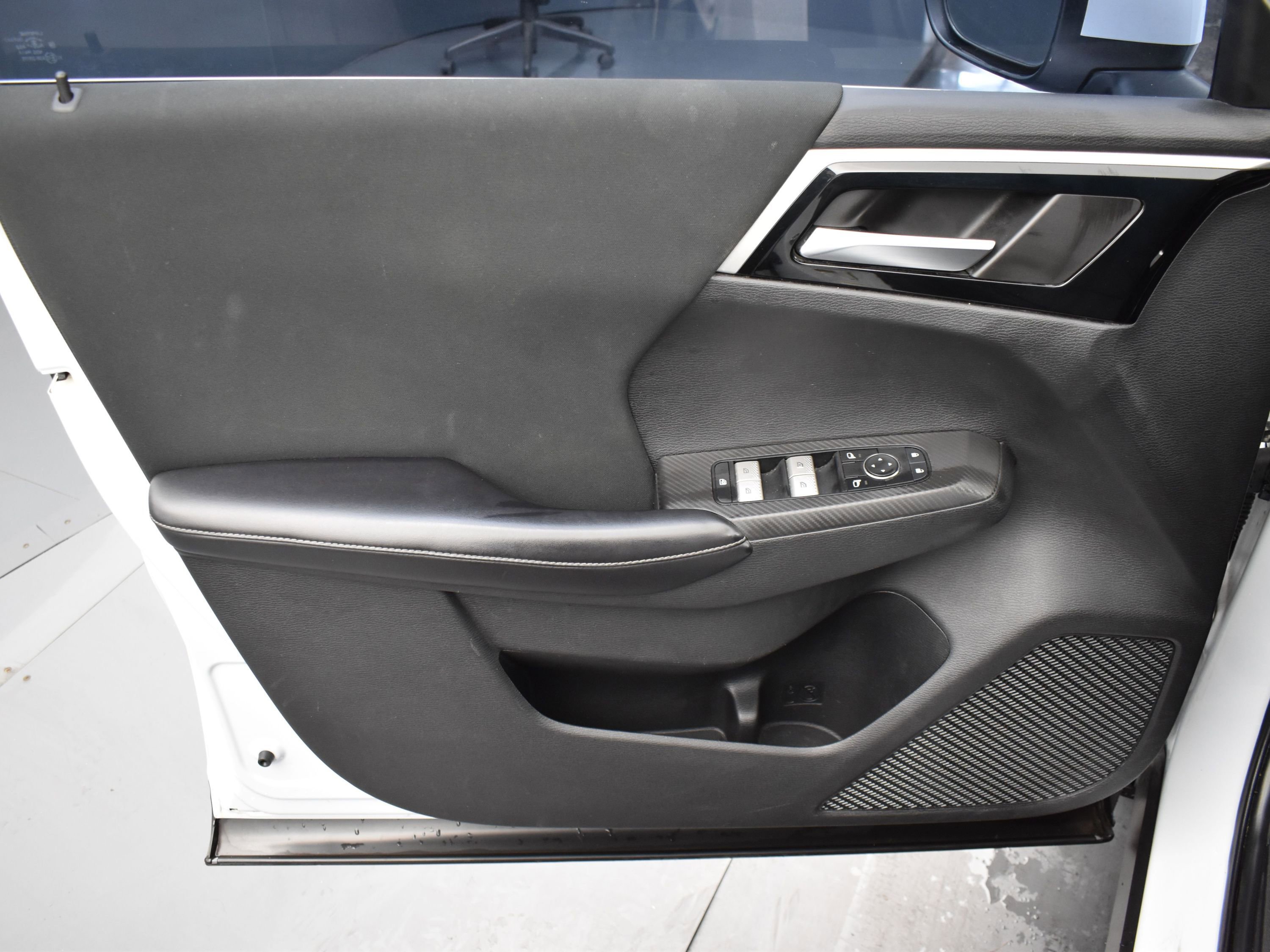 2022 Mitsubishi Outlander ES S-AWC photo 9