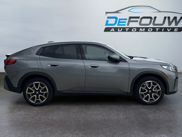 2025 Bmw X2 xDrive28i photo 2