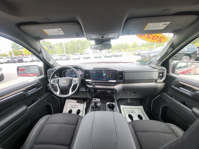 2024 Chevrolet Silverado 1500 LT photo 16