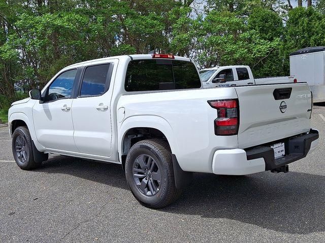 2025 Nissan Frontier SV photo 3