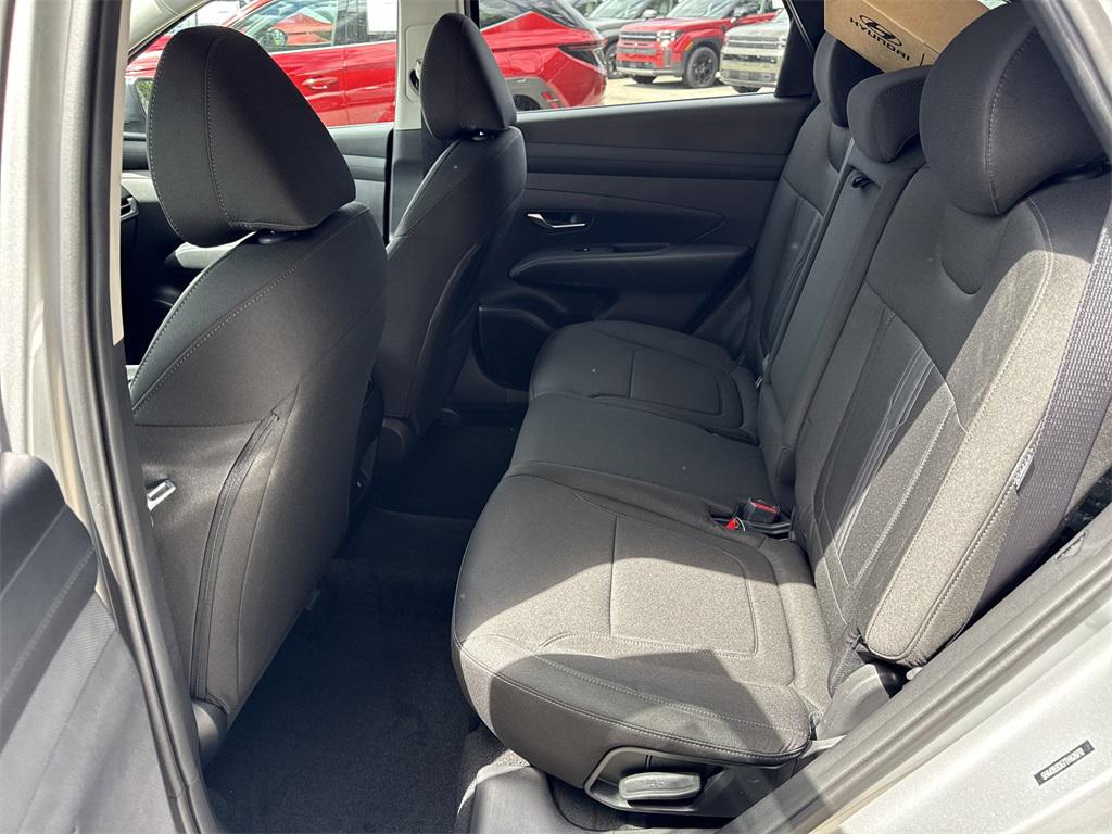 2026 Hyundai Tucson SEL photo 11