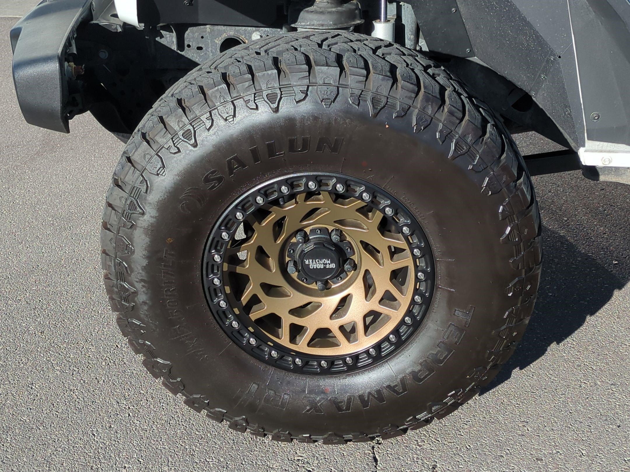 2023 Jeep Gladiator Overland photo 8