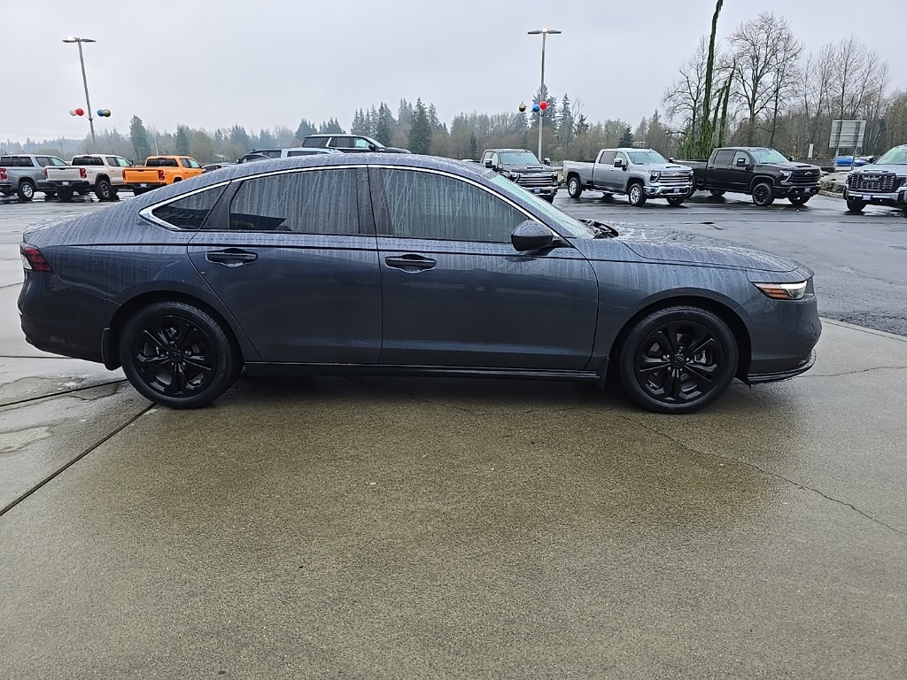 2023 Honda Accord LX photo 4