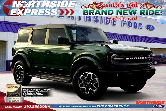 2025 Ford Bronco 4-Door Outer Banks's photo