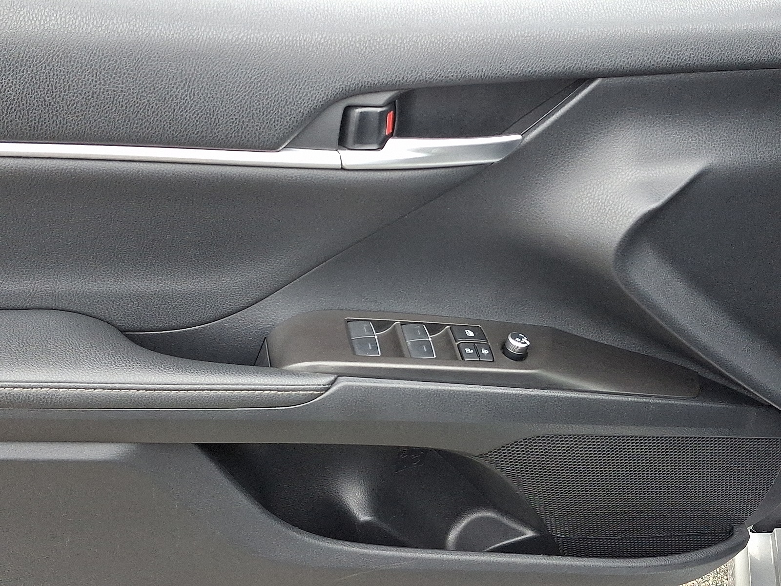 2023 Toyota Camry XSE photo 13
