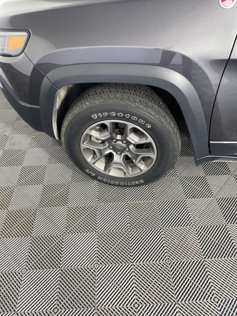 2020 Jeep Cherokee Trailhawk photo 10
