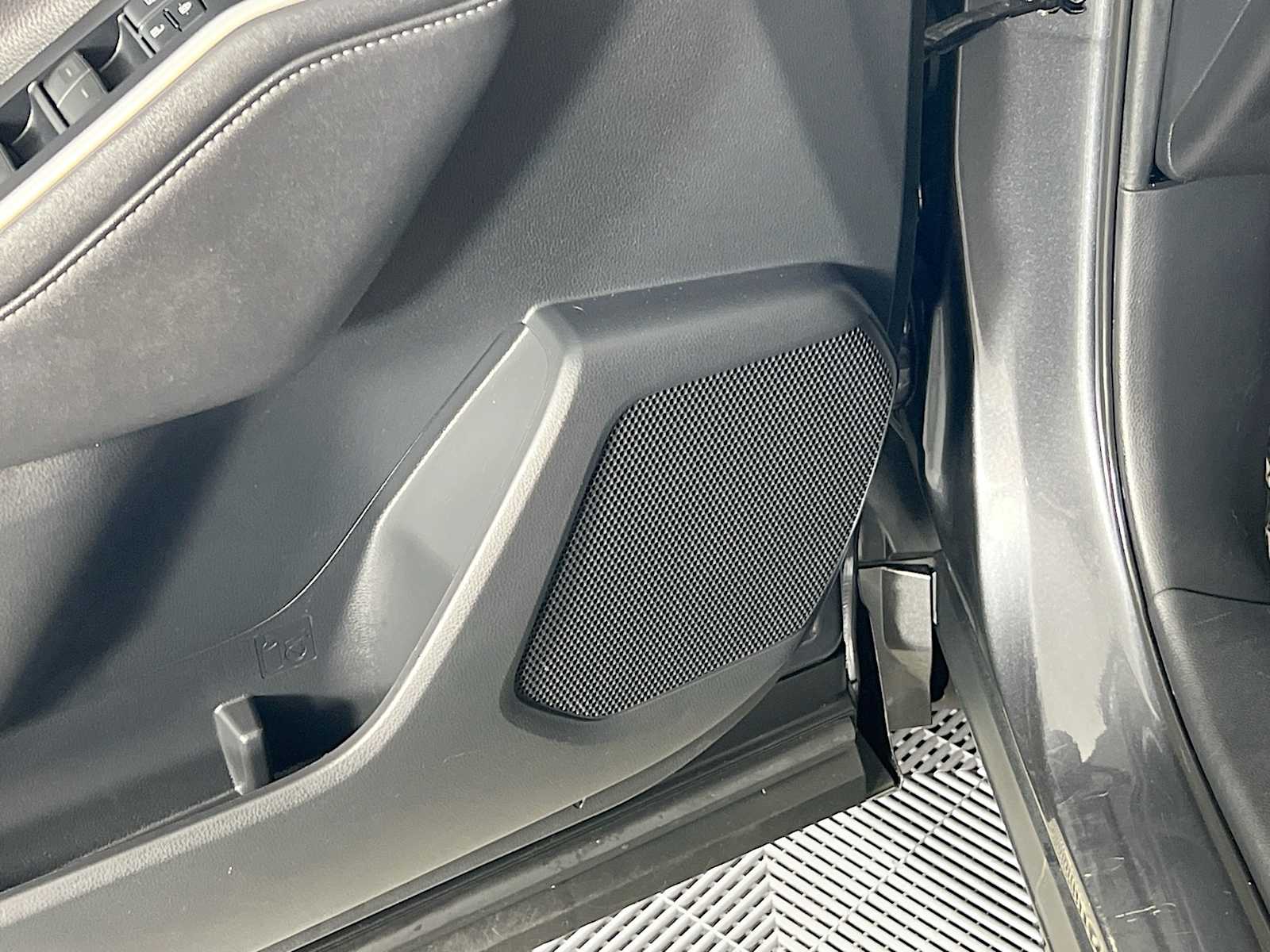 2020 Toyota Highlander XLE photo 17