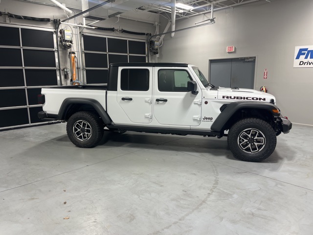 2025 Jeep Gladiator Rubicon's photo