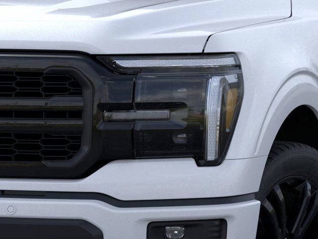 2025 Ford F-150 Lariat photo 19