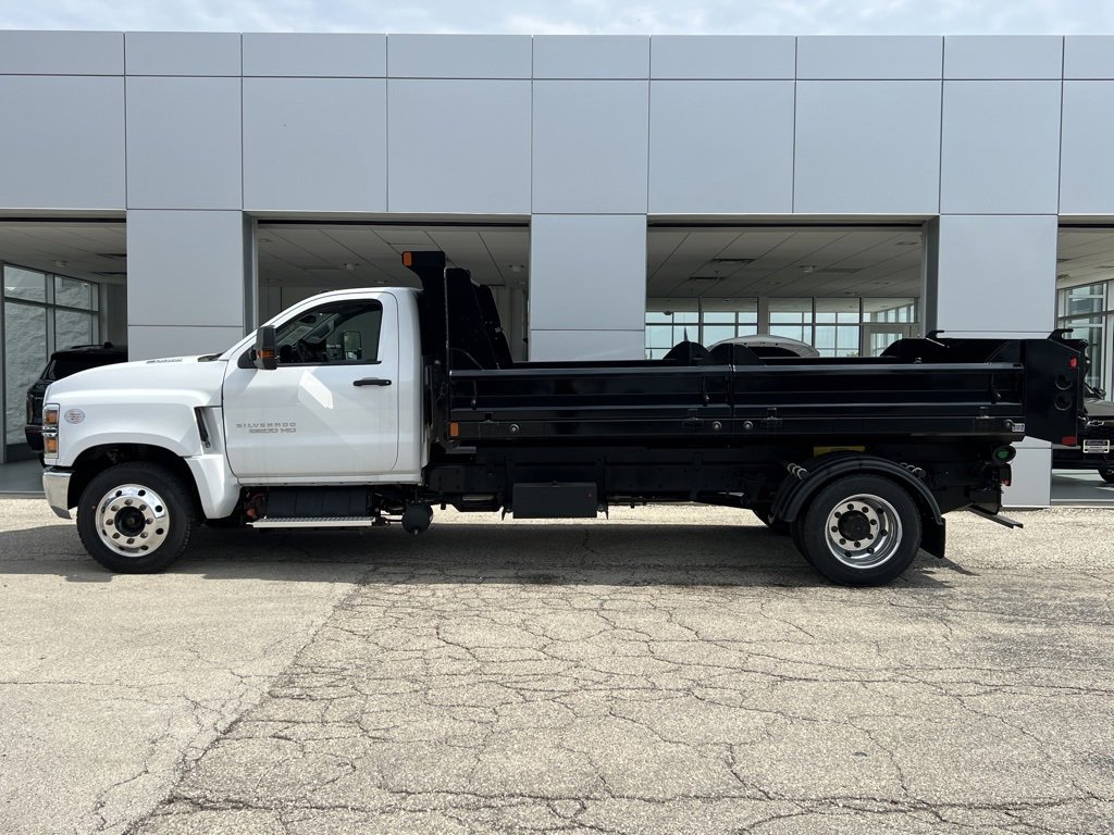 2024 Chevrolet Silverado 6500HD Work Truck photo 2