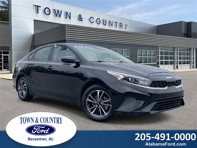 2023 Kia Forte LXS's photo