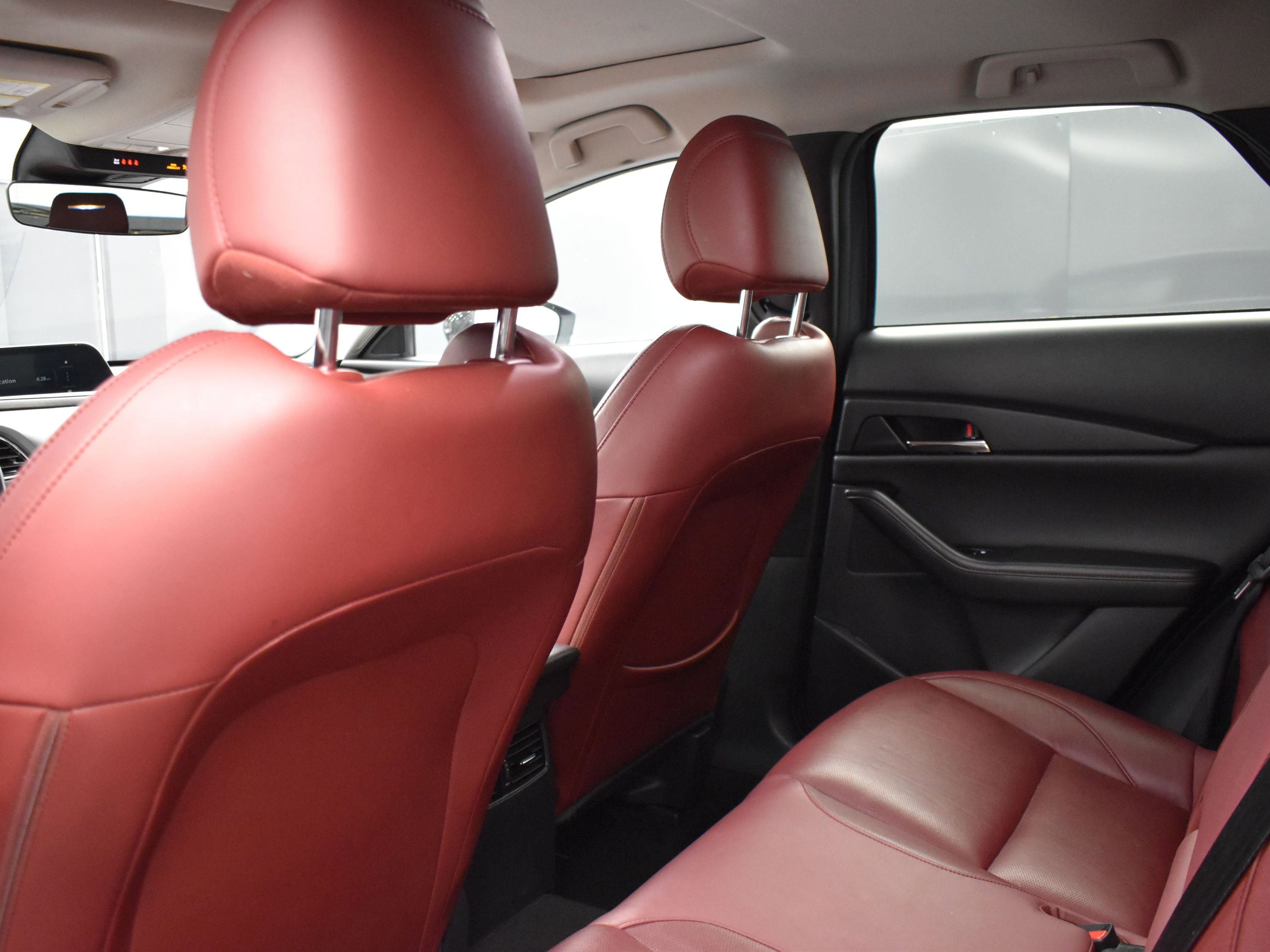 2024 Mazda CX-30 2.5 S Carbon photo 9