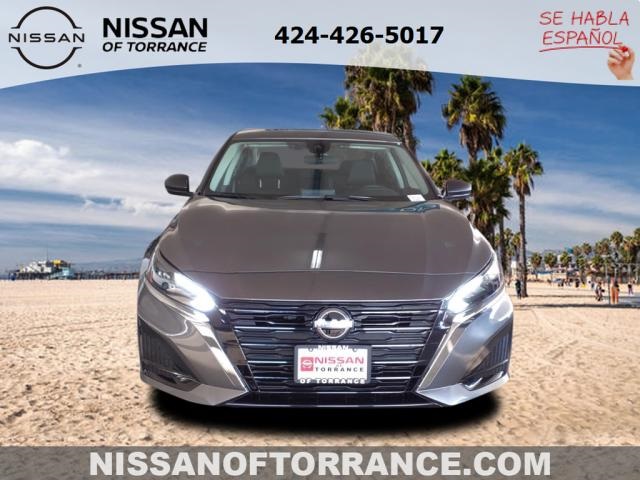 2025 Nissan Altima 2.5 S photo 2