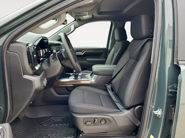 2026 Chevrolet Silverado 1500 LT Trail Boss photo 9
