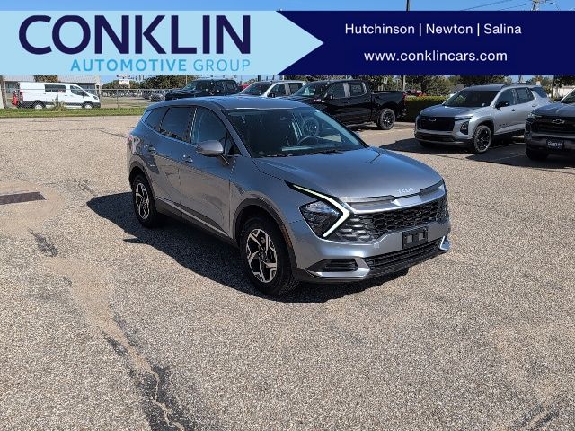 2023 Kia Sportage LX's photo