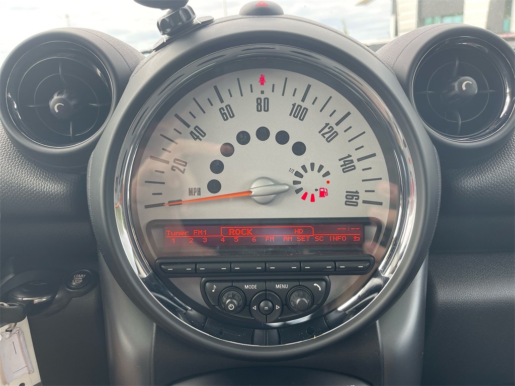 2013 Mini Countryman S photo 16