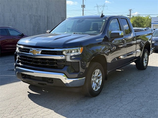 2022 Chevrolet Silverado 1500 LT photo 9