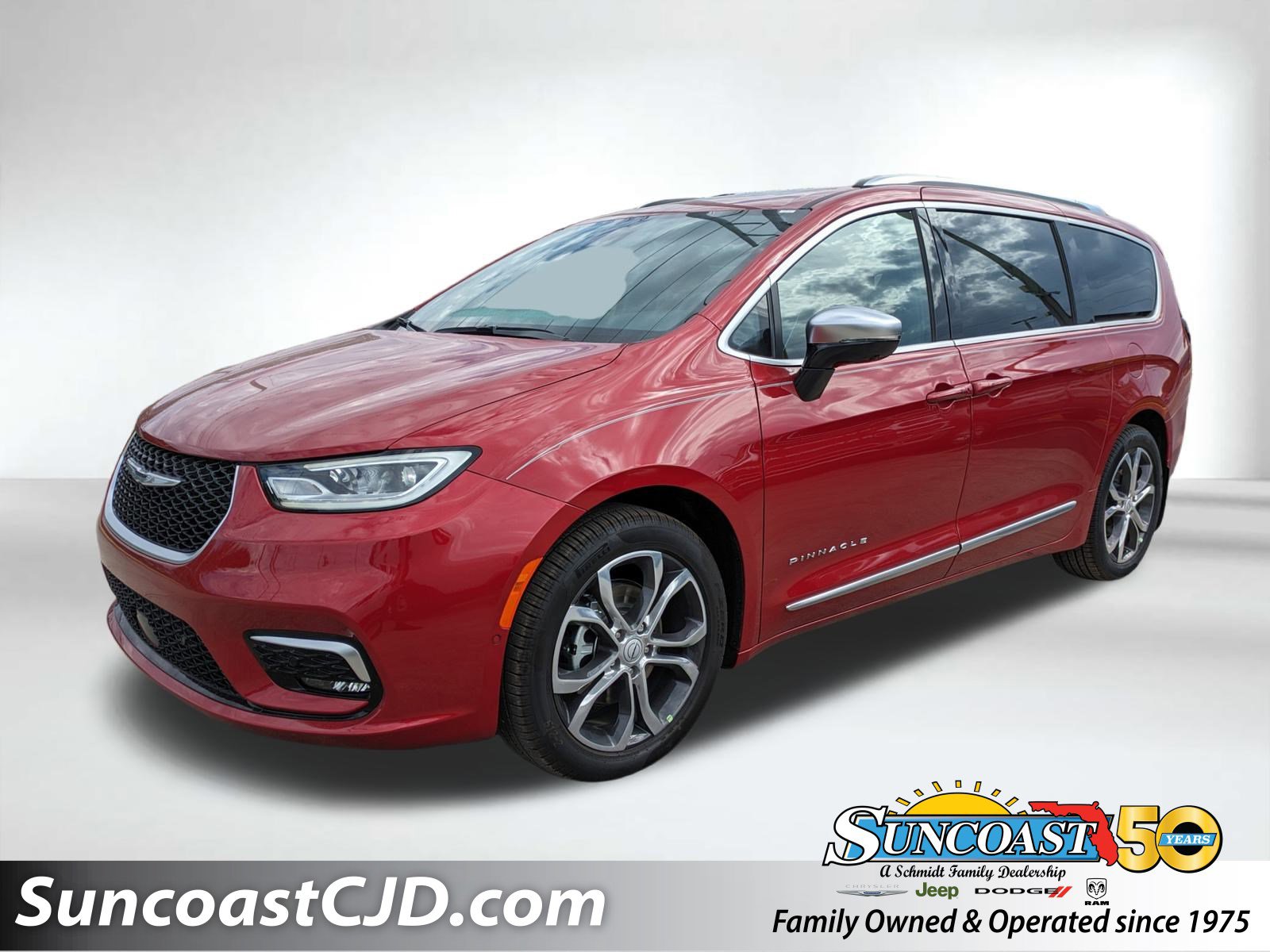 2026 Chrysler Pacifica Pinnacle's photo