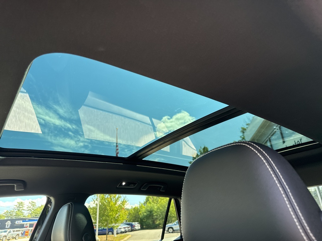 2022 Volkswagen Atlas Cross Sport V6 SE Technology photo 22