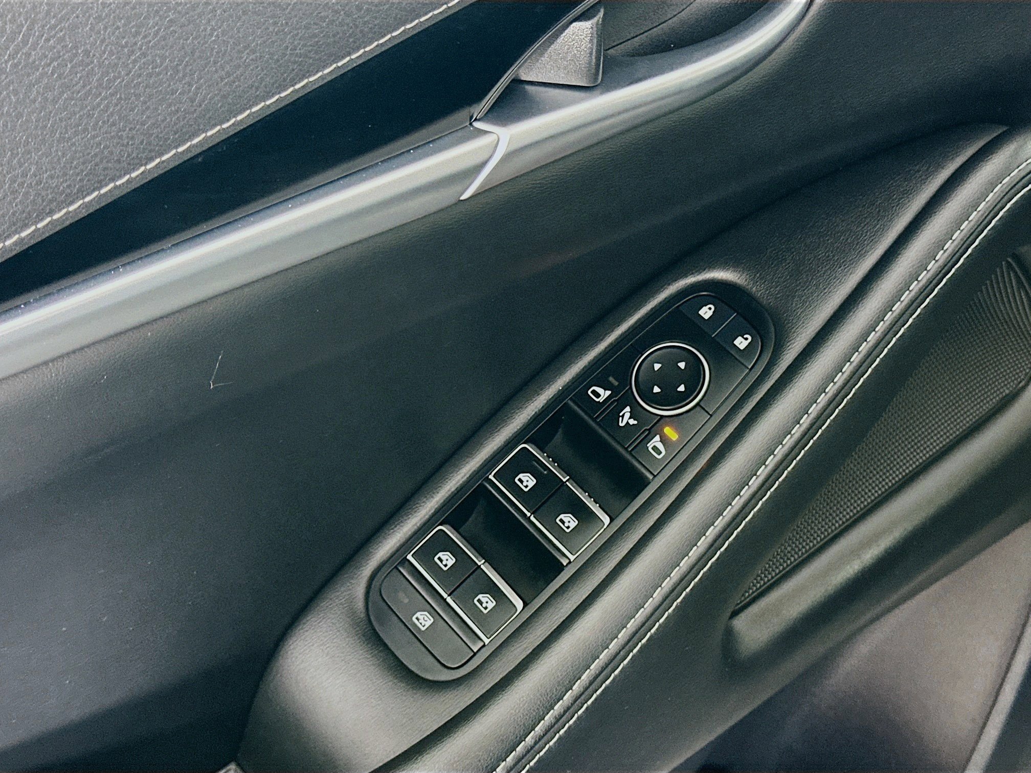 2022 Infiniti QX60 Pure photo 14