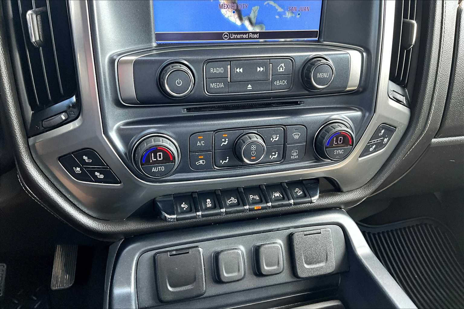 2018 Chevrolet Silverado 1500 LTZ photo 27