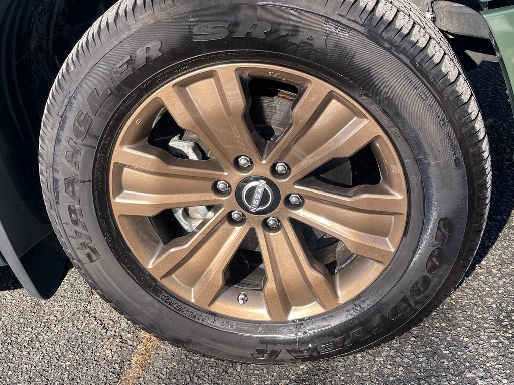 2024 Nissan Titan SV photo 19