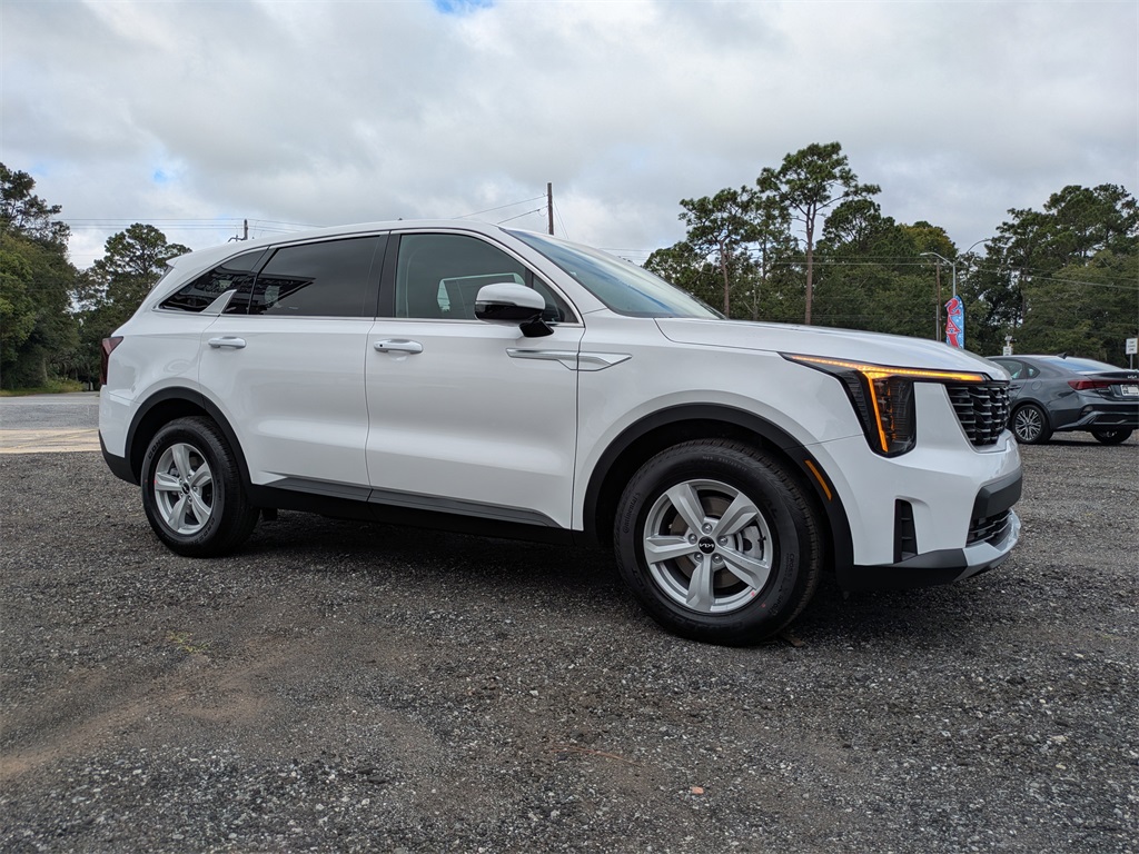 2026 Kia Sorento LX's photo