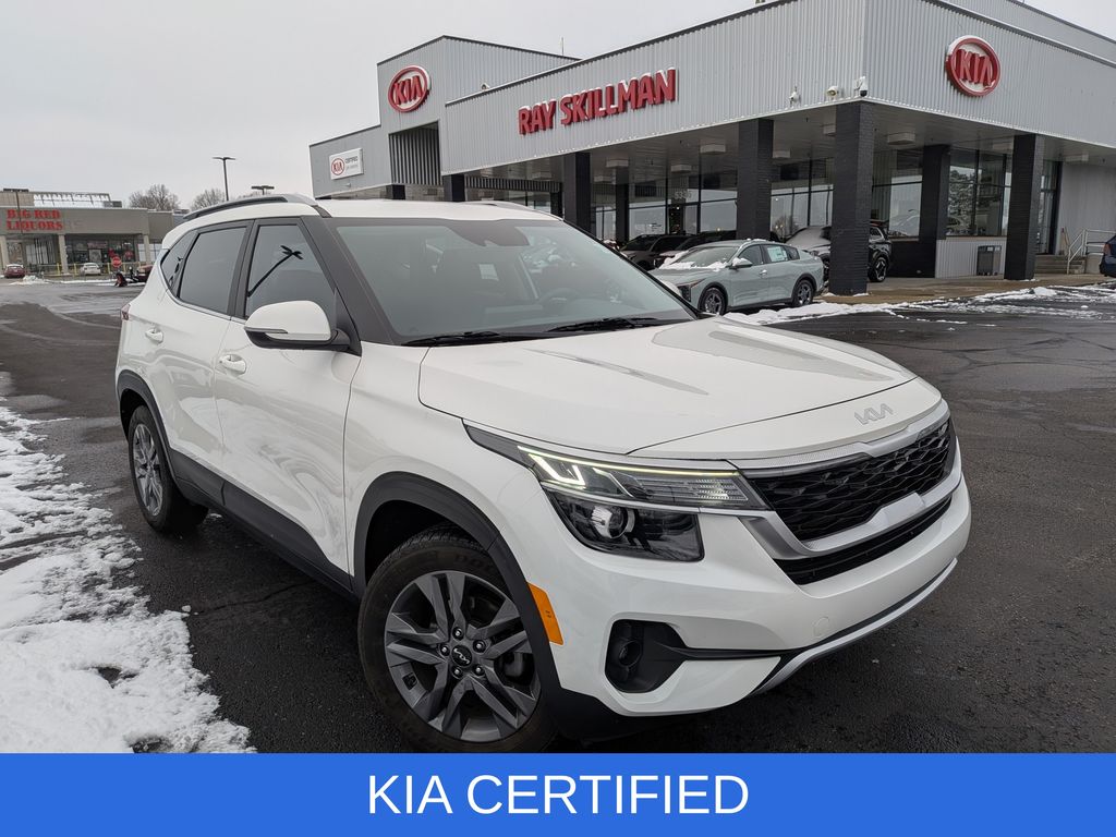 2023 Kia Seltos S's photo