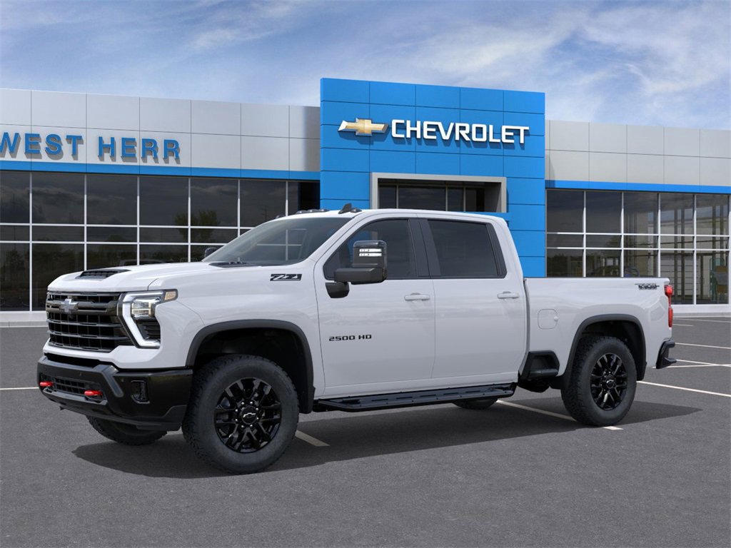 2025 Chevrolet Silverado 2500HD LT photo 2