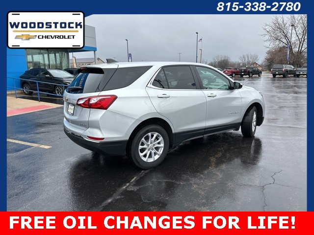 2021 Chevrolet Equinox LT photo 3