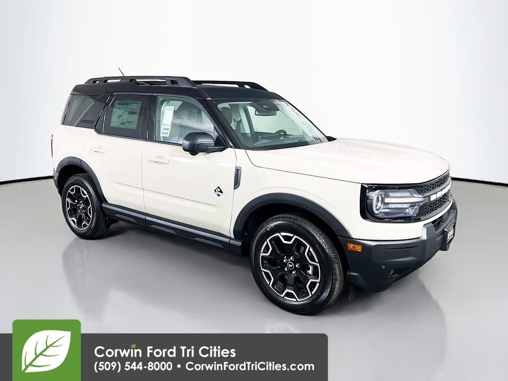 2025 Ford Bronco Sport Outer Banks's photo