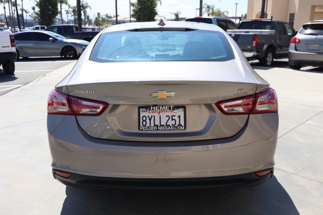 2022 Chevrolet Malibu 1LT photo 4