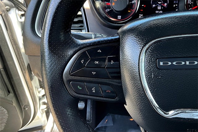 2022 Dodge Challenger SXT photo 10