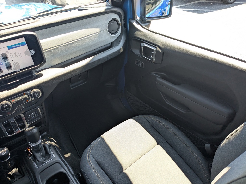 2025 Jeep Gladiator Sport S photo 19