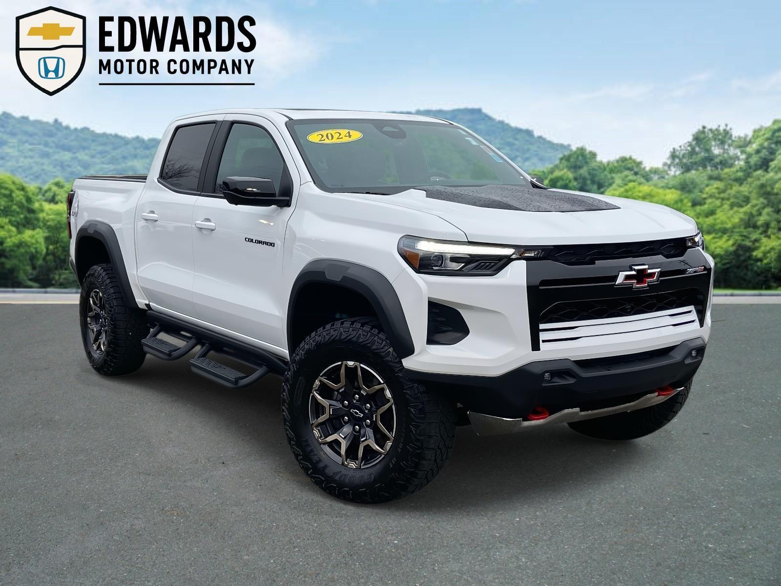 2024 Chevrolet Colorado ZR2's photo