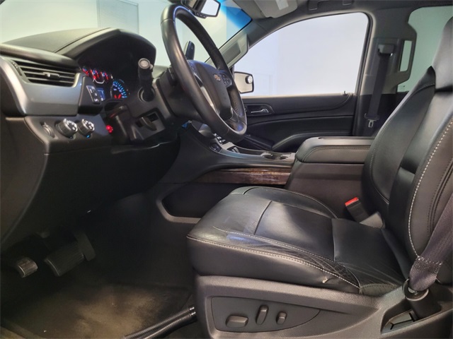 2015 Chevrolet Tahoe LT photo 4