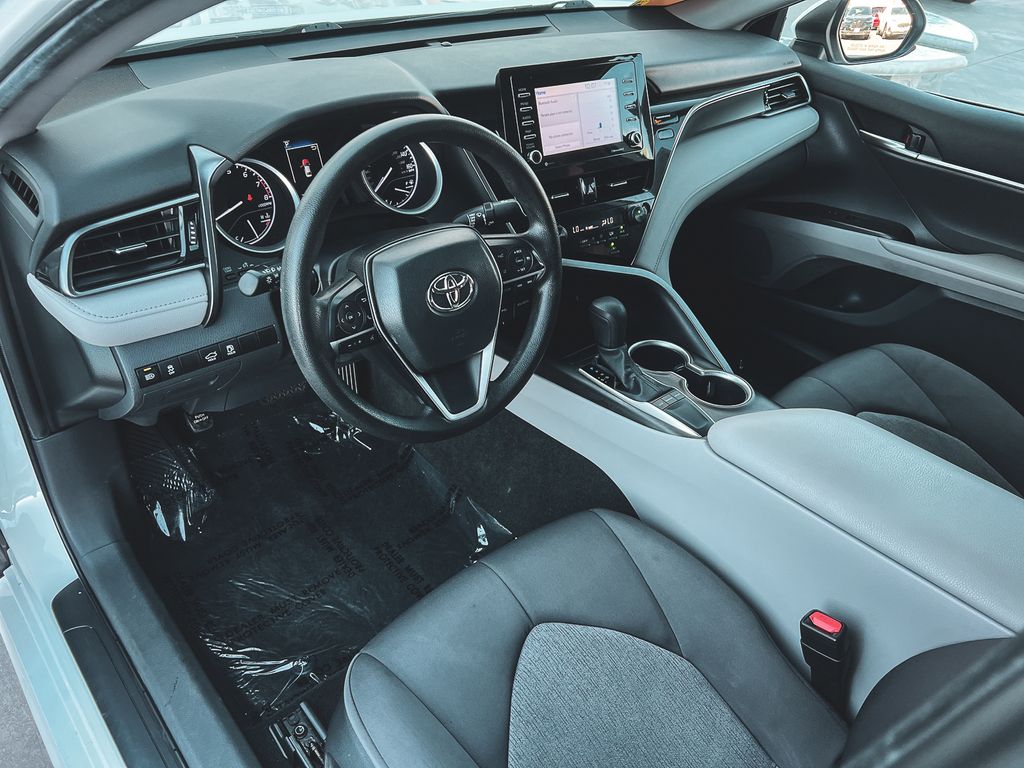 2023 Toyota Camry LE photo 24