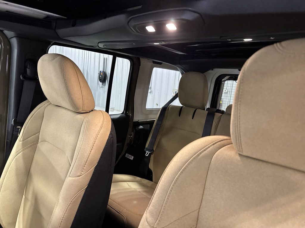 2025 Jeep Wrangler 4xe Willys photo 3