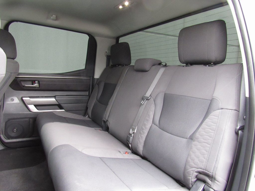 2022 Toyota Tundra SR5 photo 19
