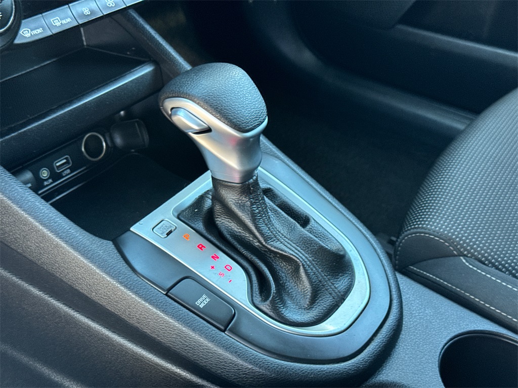 2019 Kia Forte LXS photo 23