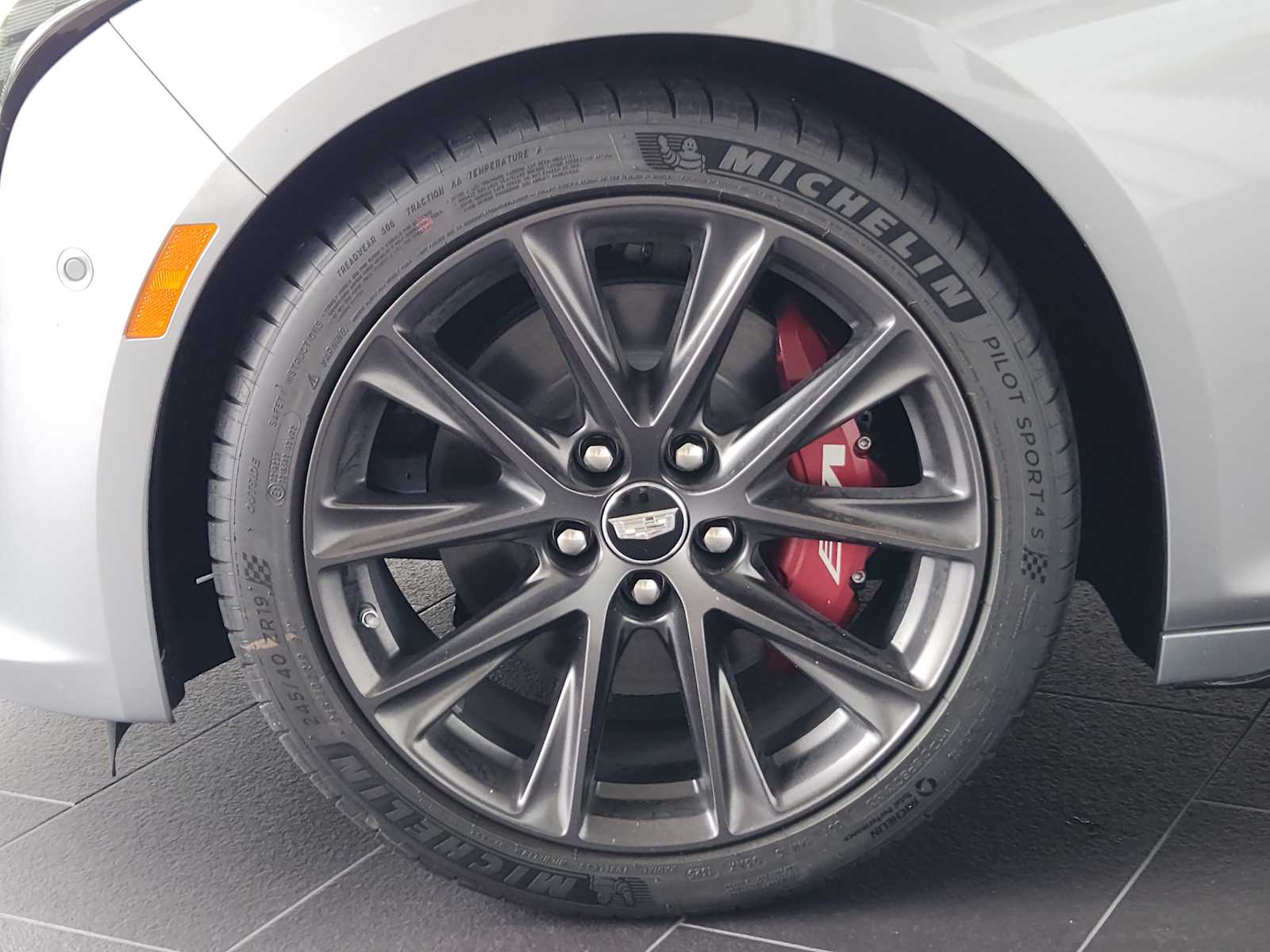 2026 Cadillac CT4 V photo 7