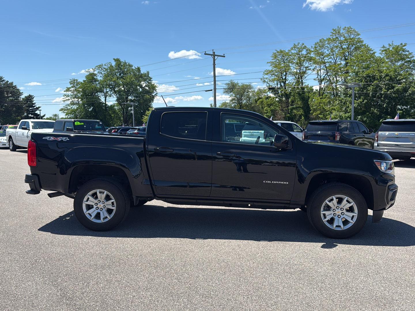 2022 Chevrolet Colorado LT photo 4
