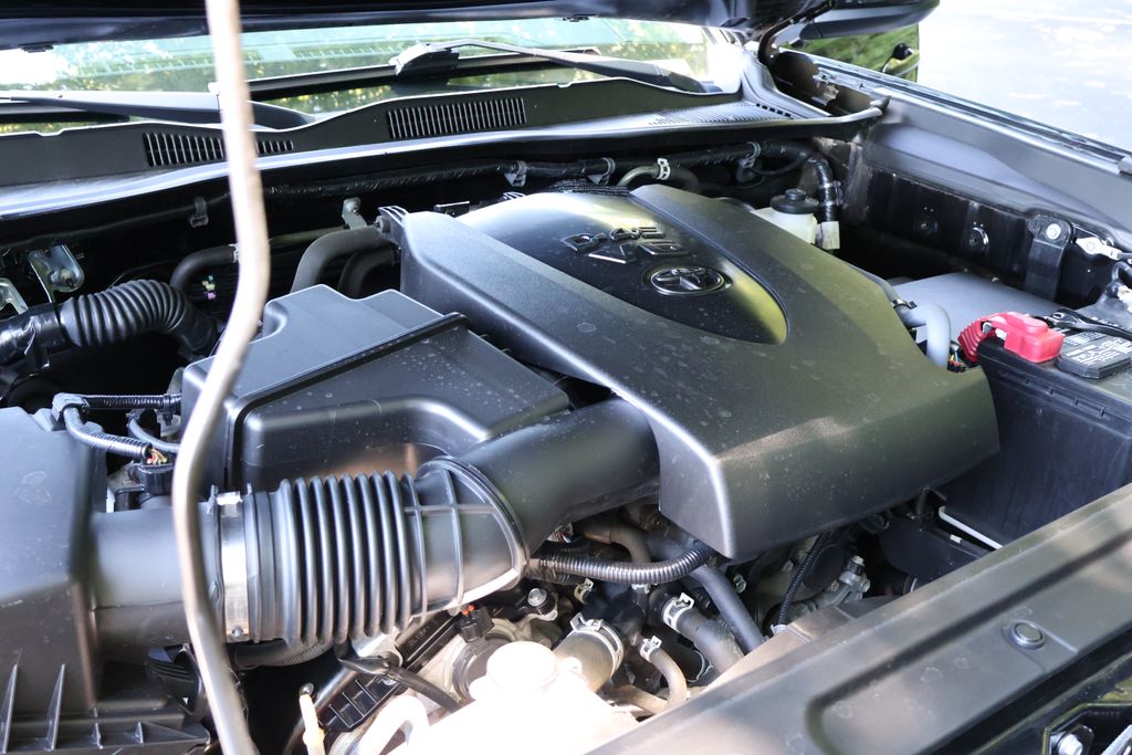 2023 Toyota Tacoma SR5 photo 13