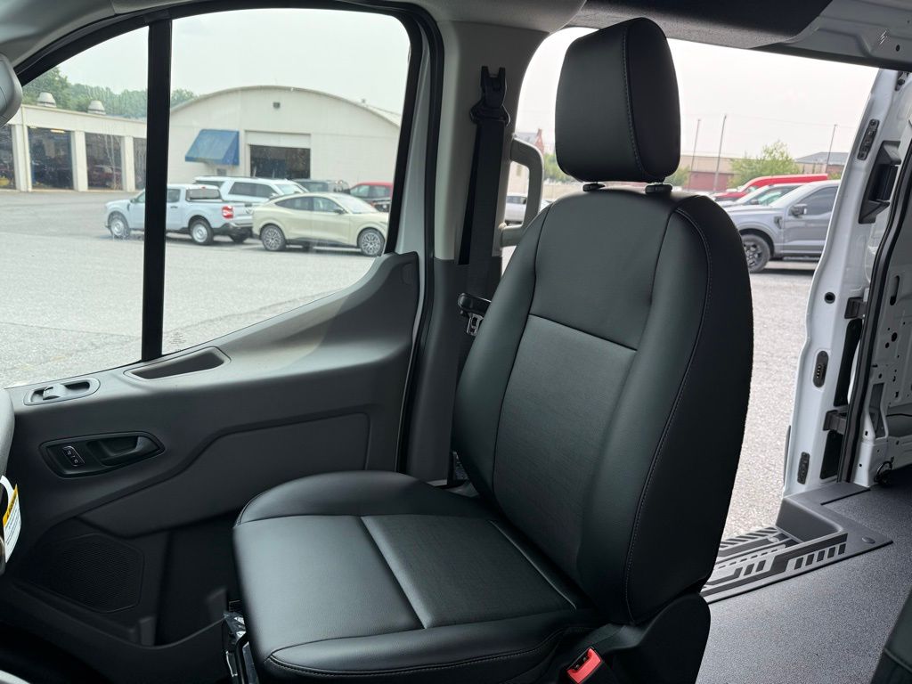 2025 Ford Transit Cargo Van photo 20